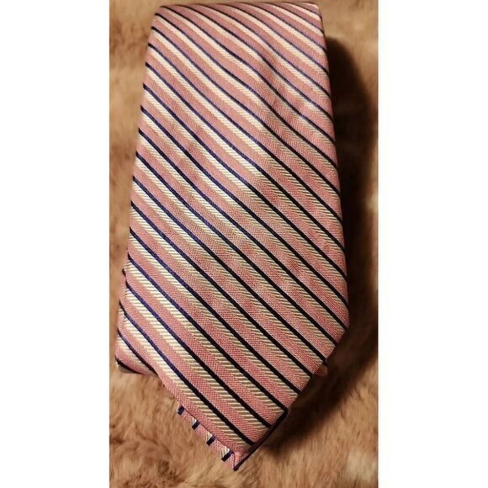 New Tommy Hilfiger Mens Polyester/Silk Blend Neck Tie, Pink Stripes, One Size